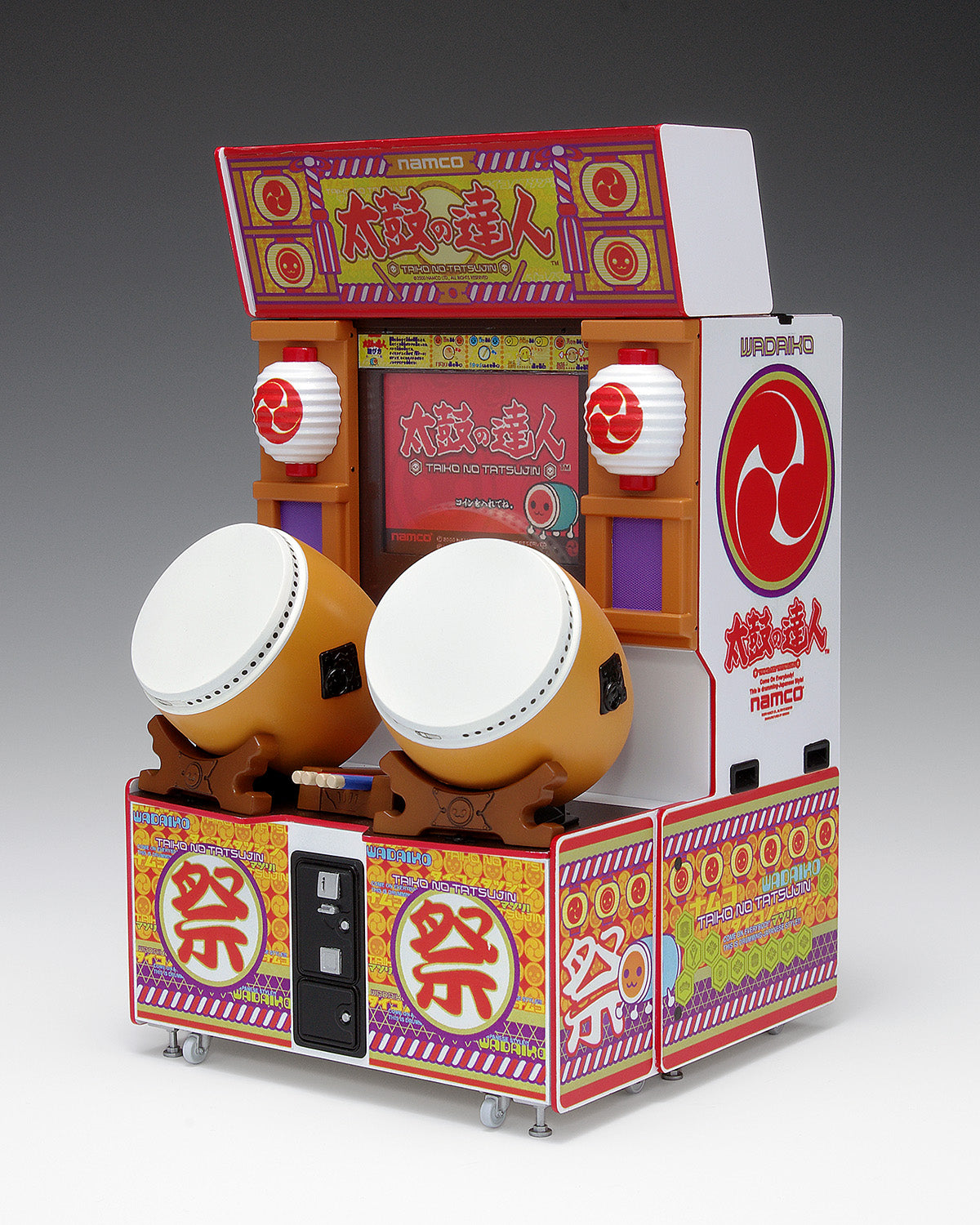 太鼓の達人［初代］アーケード筐体 – 世界の齋藤模型店