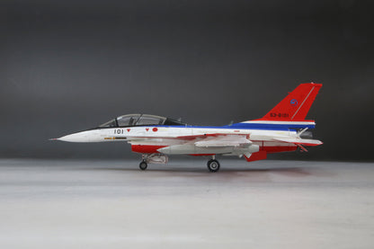 1/72 航空自衛隊 F-2B 戦闘機 “飛実101号機”w/12式地対艦誘導弾(空発型)