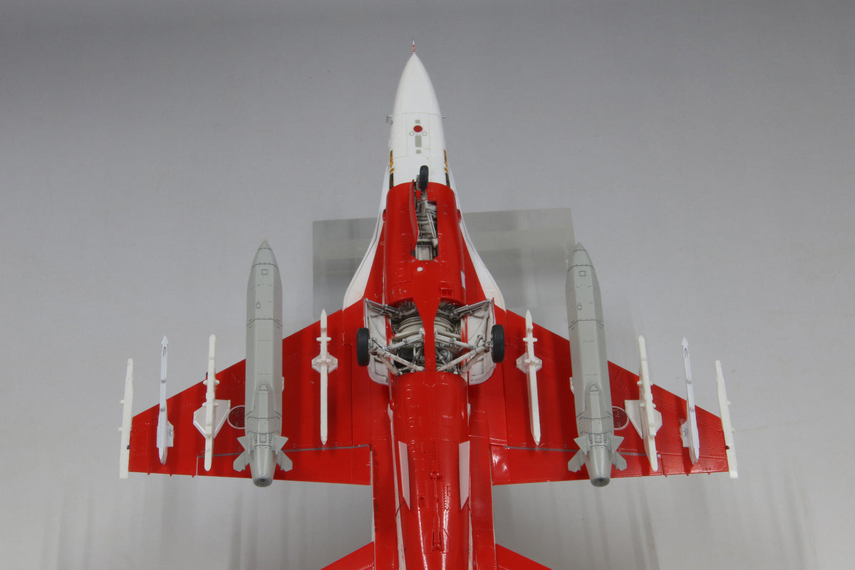 1/72 航空自衛隊 F-2B 戦闘機 “飛実101号機”w/12式地対艦誘導弾(空発型)