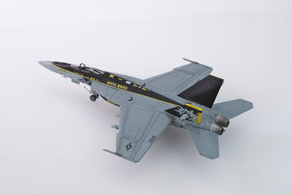 1/72 アメリカ海軍 艦上戦闘機 F/A-18E スーパーホーネット VFA-27 ロイヤルメイセス 2024
