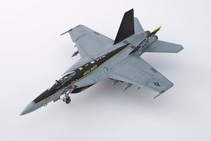 1/72 アメリカ海軍 艦上戦闘機 F/A-18E スーパーホーネット VFA-27 ロイヤルメイセス 2024