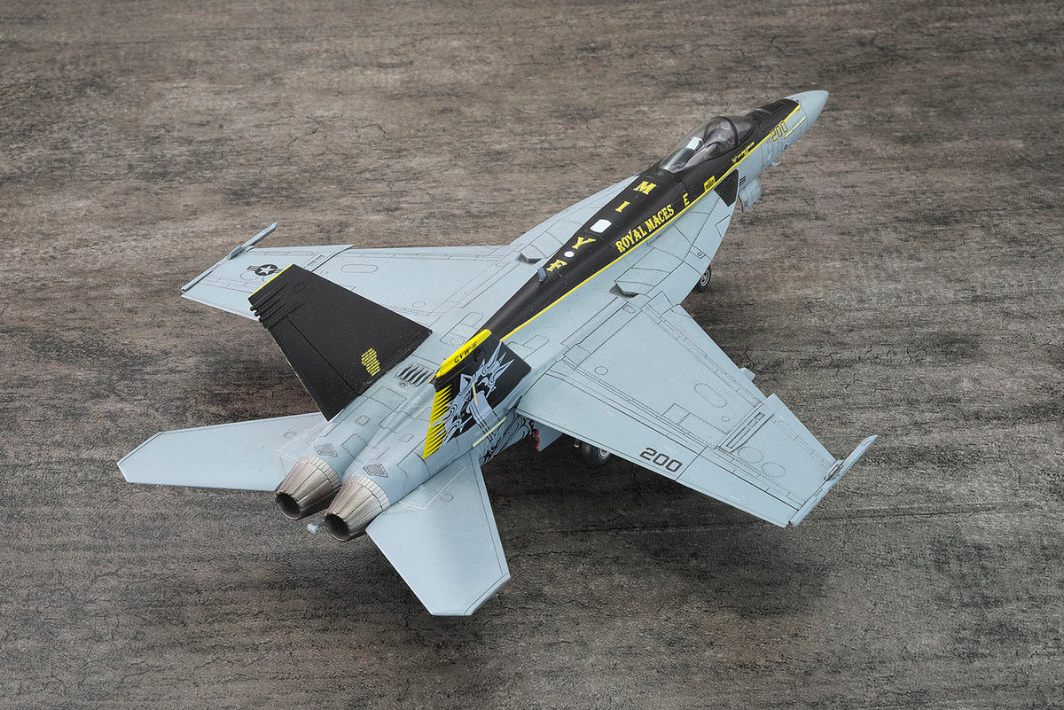 1/72 アメリカ海軍 艦上戦闘機 F/A-18E スーパーホーネット VFA-27 ロイヤルメイセス 2024
