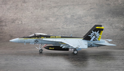 1/72 アメリカ海軍 艦上戦闘機 F/A-18E スーパーホーネット VFA-27 ロイヤルメイセス 2024