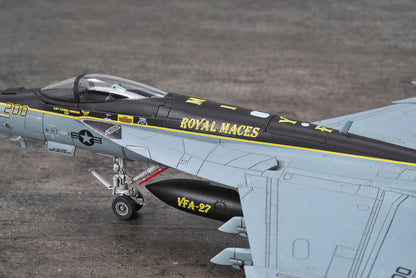 1/72 アメリカ海軍 艦上戦闘機 F/A-18E スーパーホーネット VFA-27 ロイヤルメイセス 2024