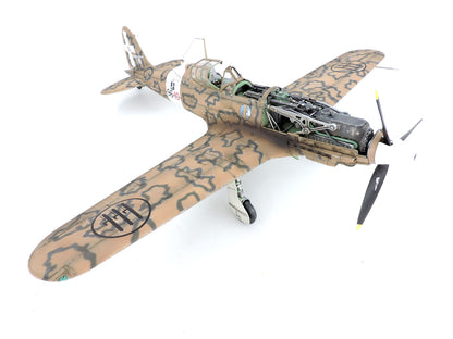 1/32 WW.II イタリア空軍 マッキ MC.202 フォルゴーレ（日本語対訳補足説明書付属）