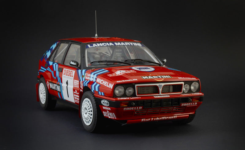 1/12 ランチア デルタ HF インテグラーレ 16V 1989 サンレモラリー（日本語対訳補足説明書付属）