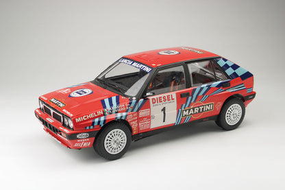 1/12 ランチア デルタ HF インテグラーレ 16V 1989 サンレモラリー（日本語対訳補足説明書付属）