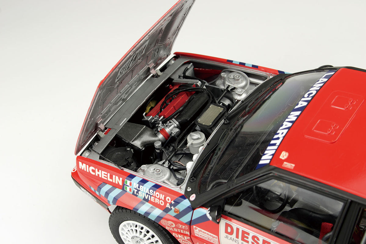 1/12 ランチア デルタ HF インテグラーレ 16V 1989 サンレモラリー（日本語対訳補足説明書付属）
