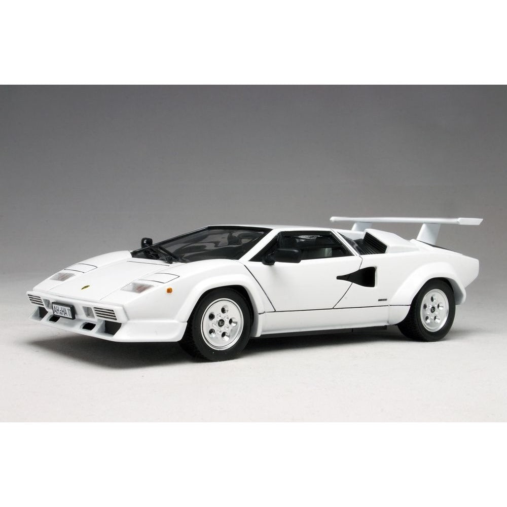 1/24 ランボルギーニ カウンタック LP5000 クアトロバルボーレ 日本語版特別仕様